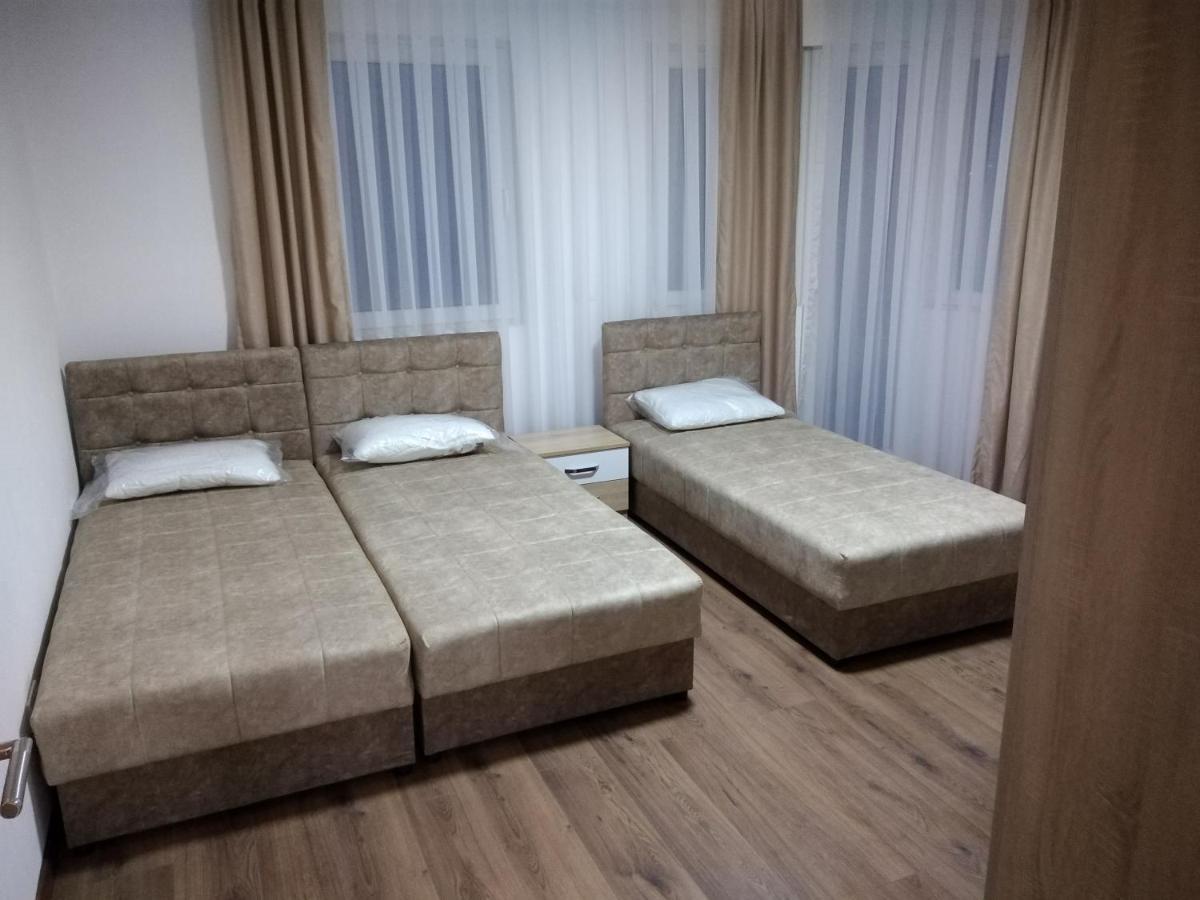 Vila Centar Mb Bed & Breakfast Sjenica Exterior foto