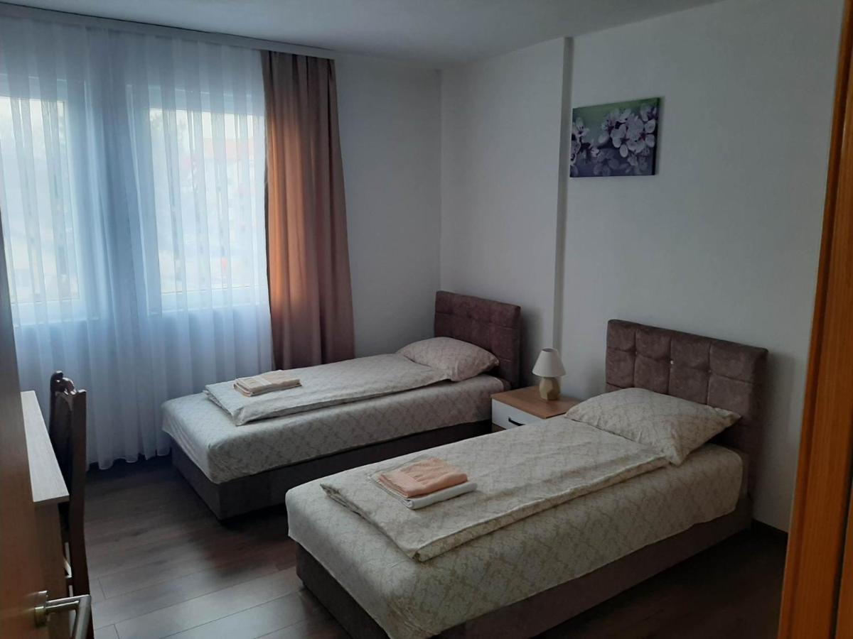 Vila Centar Mb Bed & Breakfast Sjenica Exterior foto